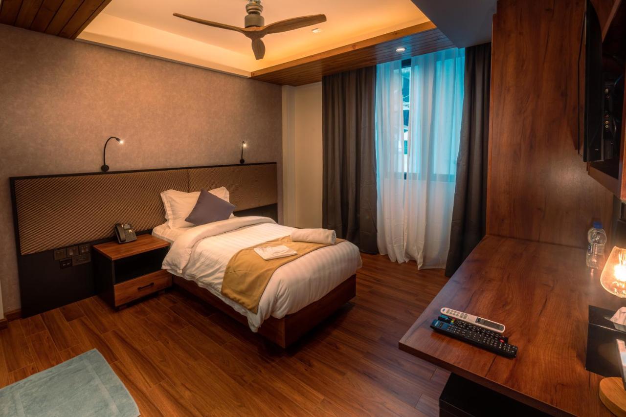 Chen Beach Inn Hulhumale Ngoại thất bức ảnh